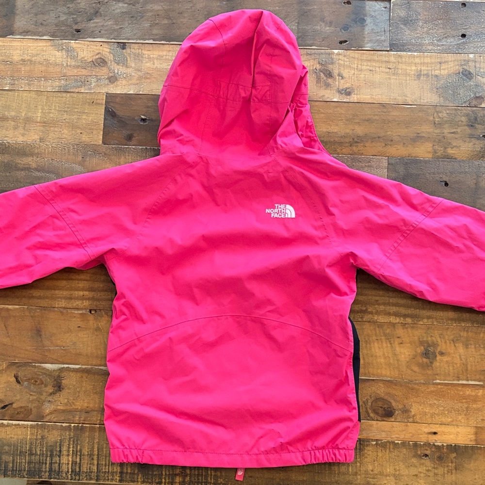 The North Face Kids Fuchsia and Black Raincoat - Picture 5 of 6